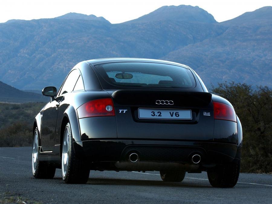  Audi TT 3.2 Quattro Coupe (8N) 2003 года  (ZA) (фото 7 из 9)